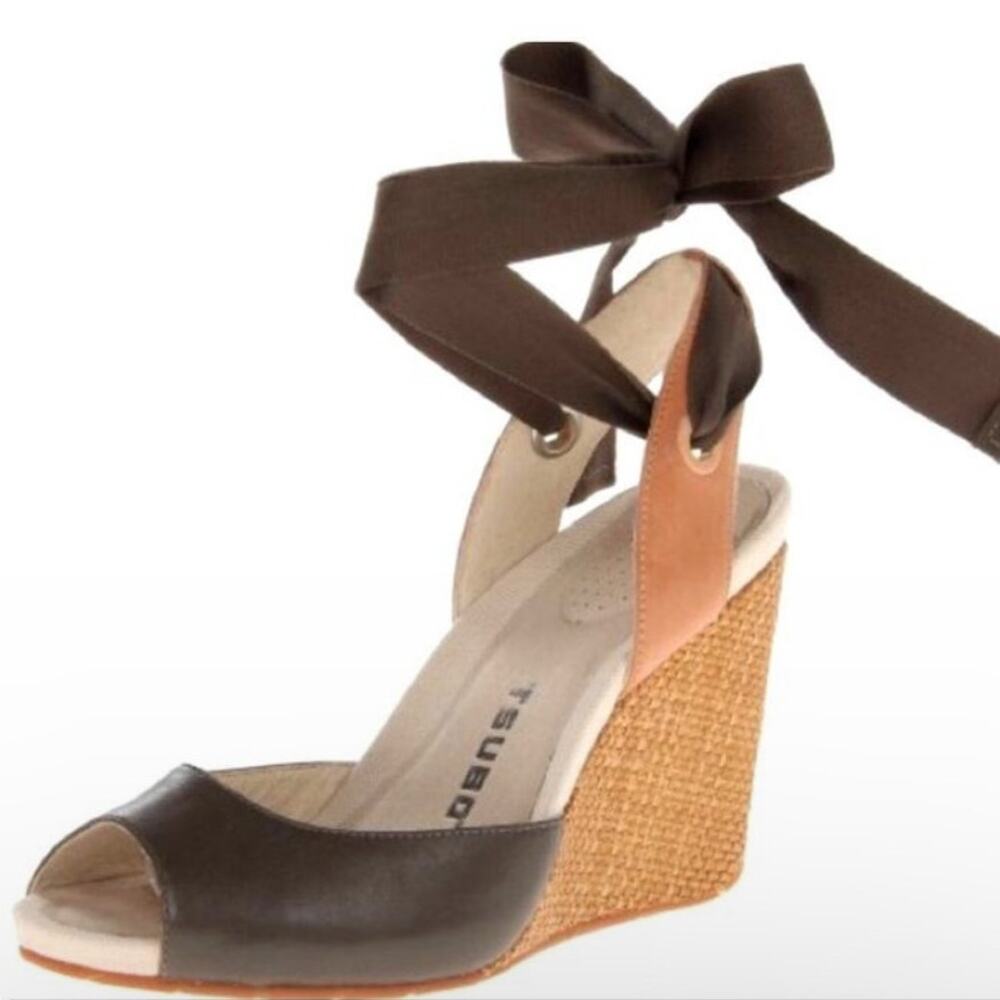 Tsubo Novelle Wedge Sandal